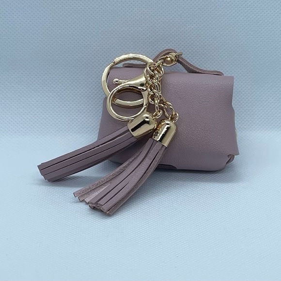 Faux Leather Purse AirPods Pro Case - Picture 3 of 13